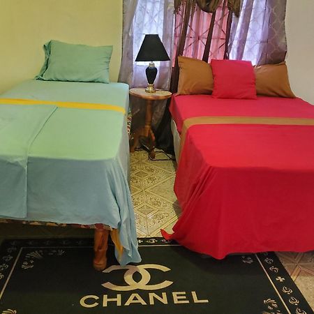 Fay Guest House Negril Extérieur photo