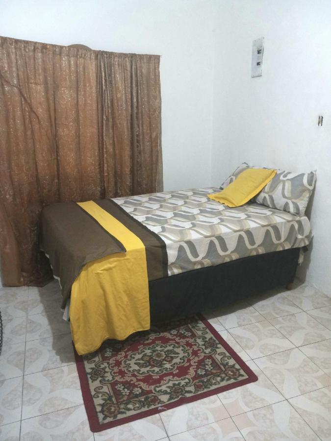 Fay Guest House Negril Extérieur photo